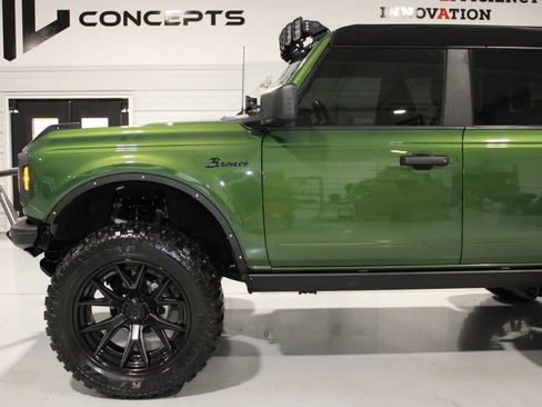 Used 2025 Ford Bronco Big Bend w/ Black Diamond Package AWD/4WD image 2