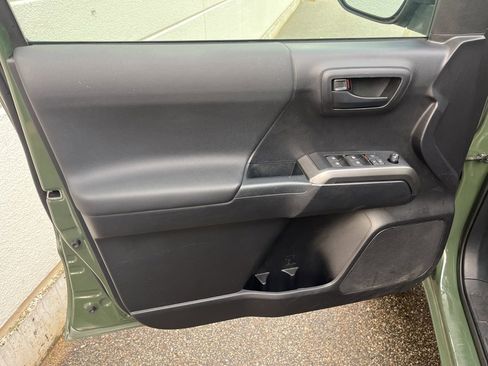 Used 2021 Toyota Tacoma SR5 image 16