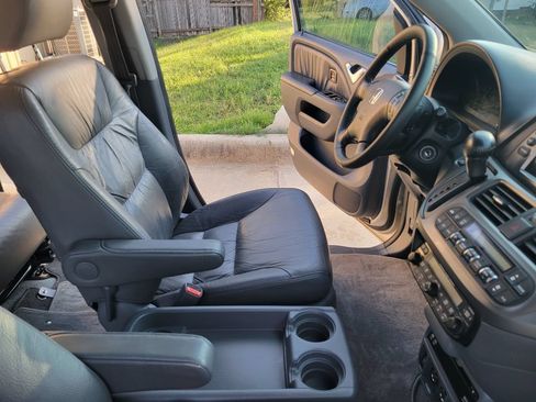Used 2007 Honda Odyssey Touring image 14
