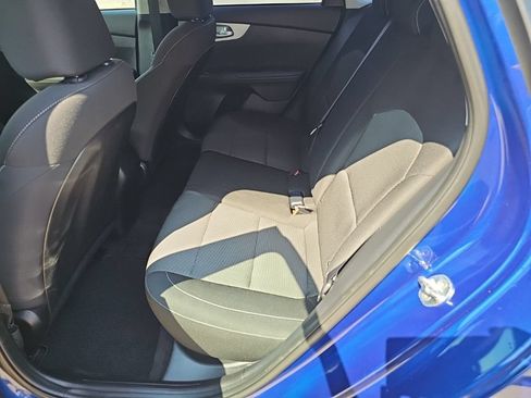 Used 2023 Kia Forte LXS w/ LXS Technology Package FWD image 21