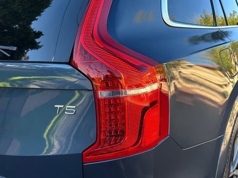 Used 2018 Volvo XC90 T5 Momentum w/ Convenience Package image 50