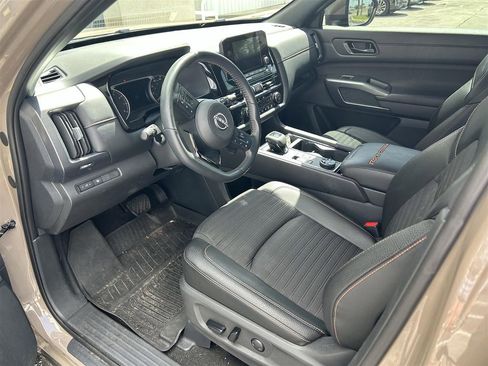 Used 2024 Nissan Pathfinder Rock Creek image 16