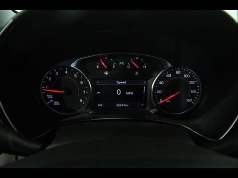 Used 2023 Chevrolet Equinox RS w/ RS Leather Package image 8