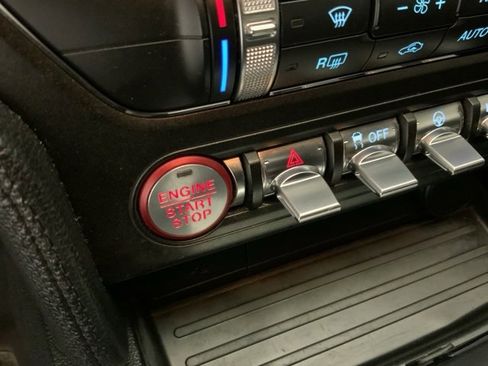 Used 2018 Ford Mustang Coupe w/ Ecoboost Performance Package image 19