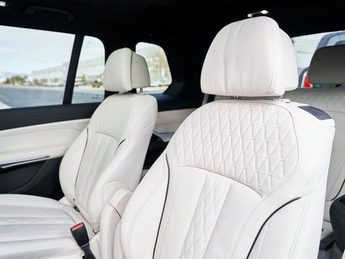 Used 2024 BMW ALPINA XB7 AWD/4WD image 51