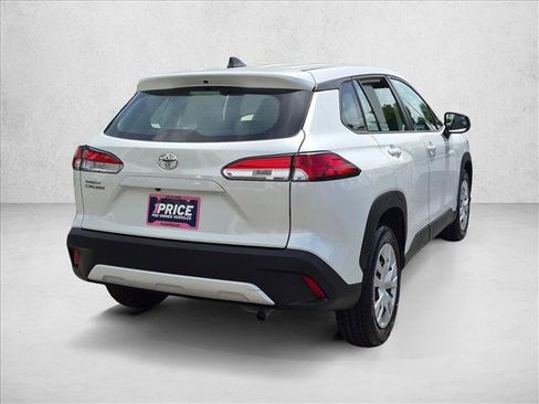 Used 2023 Toyota Corolla Cross L FWD image 5