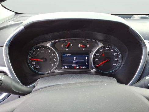 Used 2020 Chevrolet Equinox LT w/ Driver Convenience Package FWD image 17