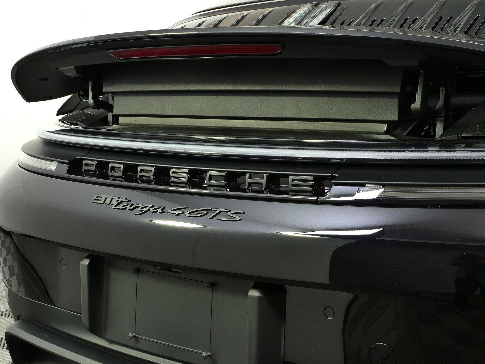 Certified 2026 Porsche 911 Targa 4 GTS AWD/4WD image 30