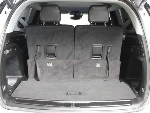 Used 2023 Jeep Grand Cherokee L Limited RWD image 27