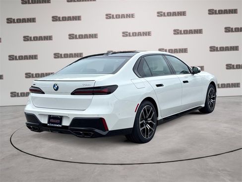 New 2025 BMW 760i xDrive image 5