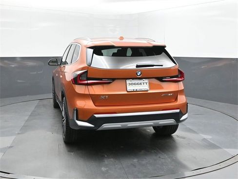 New 2025 BMW X1 xDrive28i w/ Technology Package image 8
