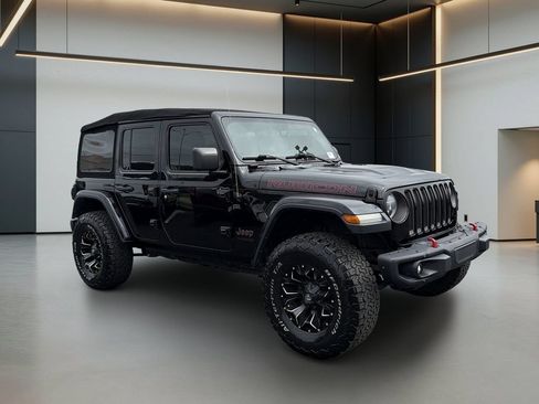 Used 2018 Jeep Wrangler Unlimited Rubicon AWD/4WD image 6
