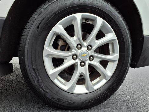 Used 2019 Chevrolet Equinox LT FWD image 30