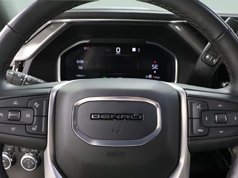 Used 2026 GMC Sierra 3500 Denali w/ Denali Reserve Package AWD/4WD image 13