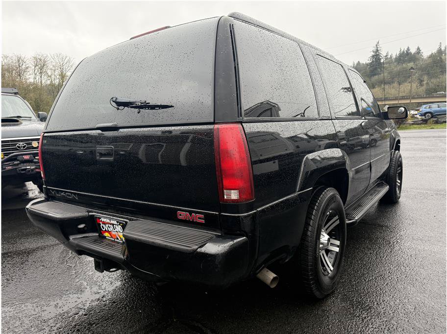 Used 1999 GMC Yukon Denali AWD/4WD image 8