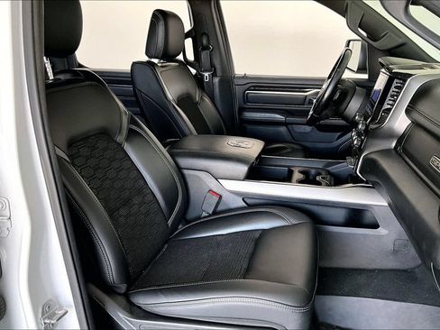Used 2019 RAM 1500 Sport w/ Level 2 Equipment Group AWD/4WD image 8