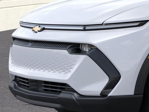 New 2026 Chevrolet Equinox EV LT image 13