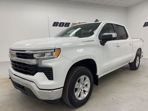 Used 2025 Chevrolet Silverado 1500 LT image 1