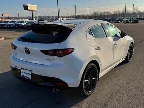 New 2026 MAZDA MAZDA3 Hatchback w/Premium Plus Pkg image 37