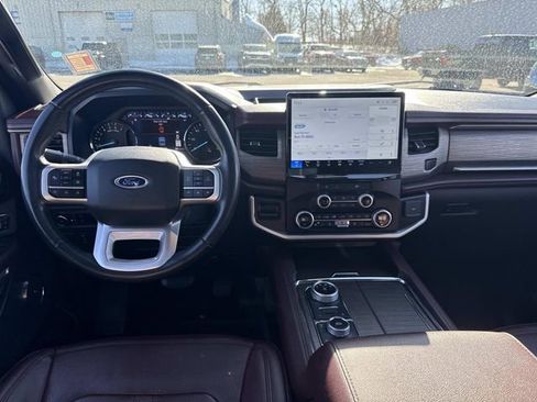 Used 2024 Ford Expedition Max Limited image 15