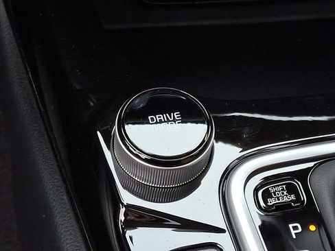 New 2026 Kia Seltos EX image 18