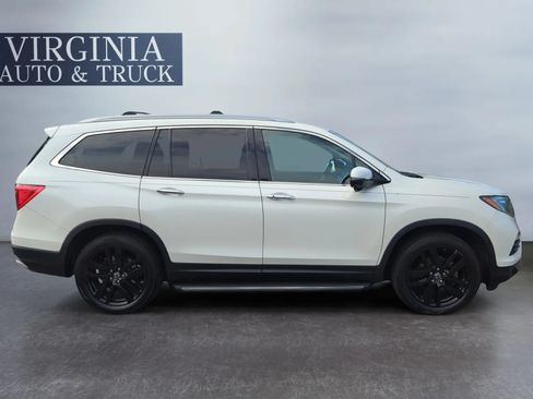 Used 2017 Honda Pilot Touring image 7