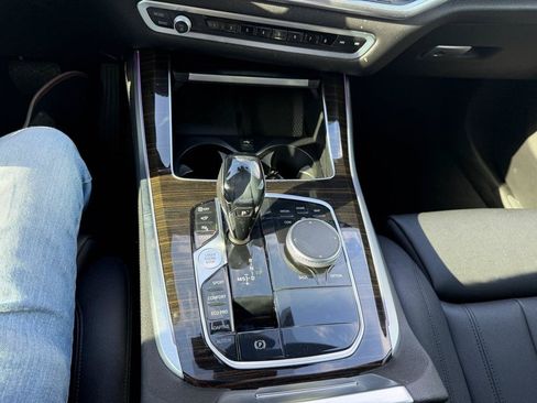 Used 2020 BMW X5 sDrive40i w/ Premium Package RWD image 16