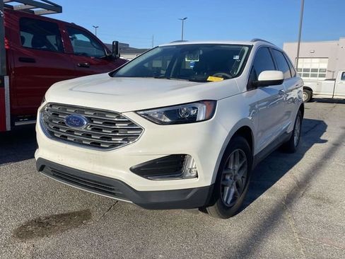 Certified 2022 Ford Edge SEL w/ Convenience Package image 3