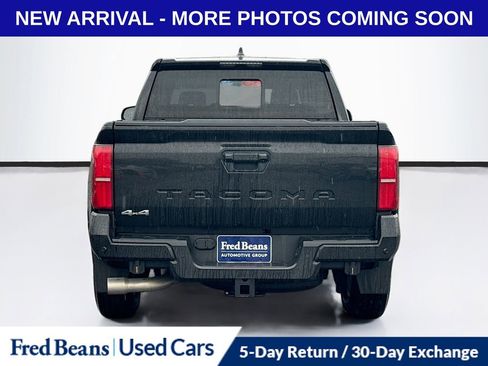 Used 2024 Toyota Tacoma SR5 image 7