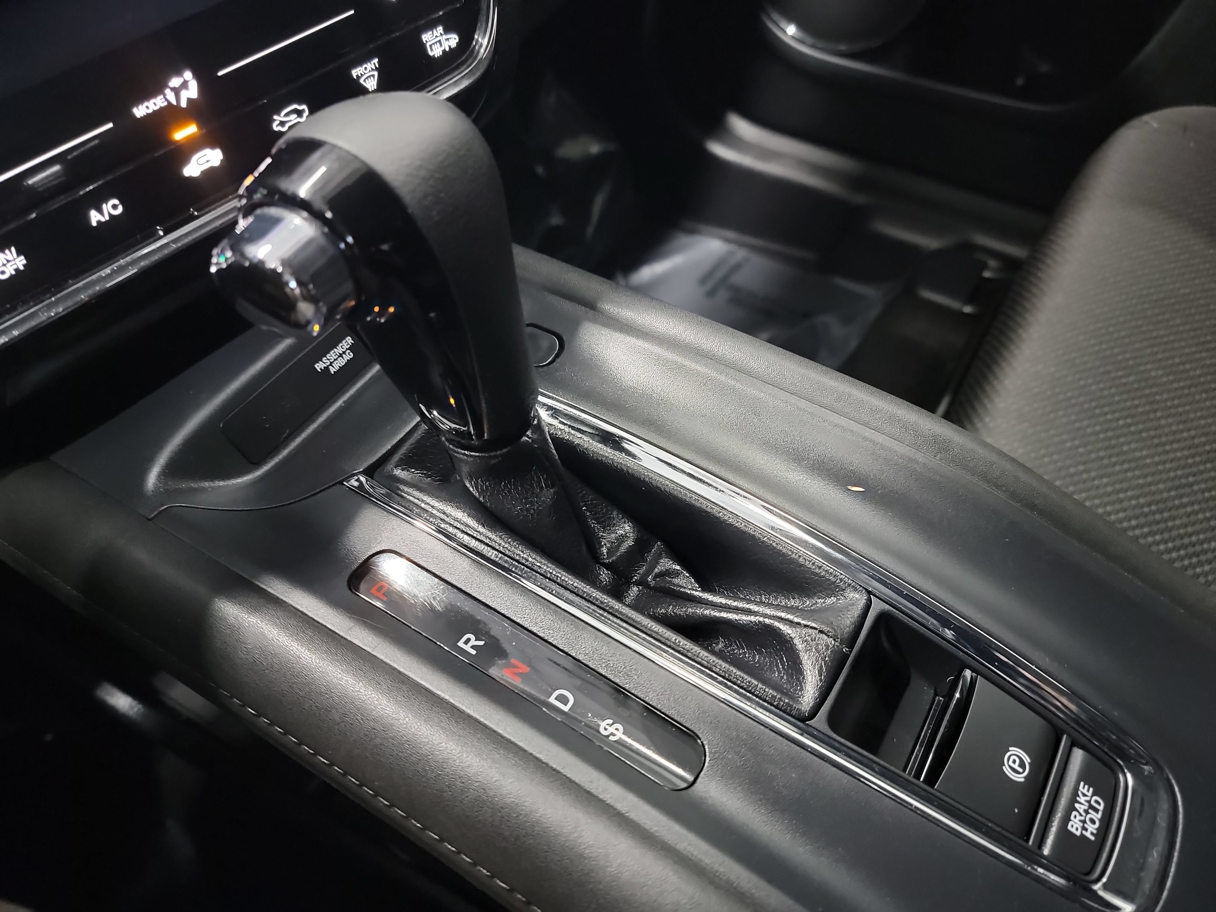 Used 2018 Honda HR-V EX image 27