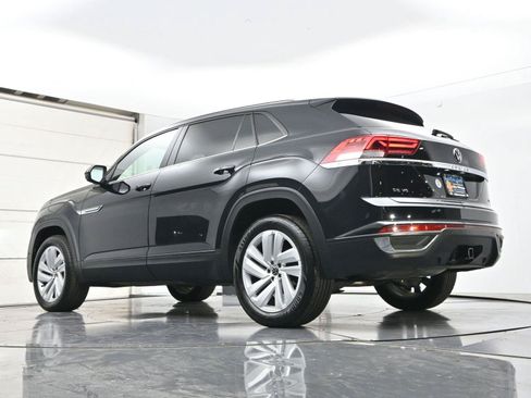 Used 2023 Volkswagen Atlas Cross Sport SE w/ Panoramic Sunroof Package AWD/4WD image 31