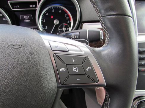 Used 2013 Mercedes-Benz ML 350 4MATIC image 13