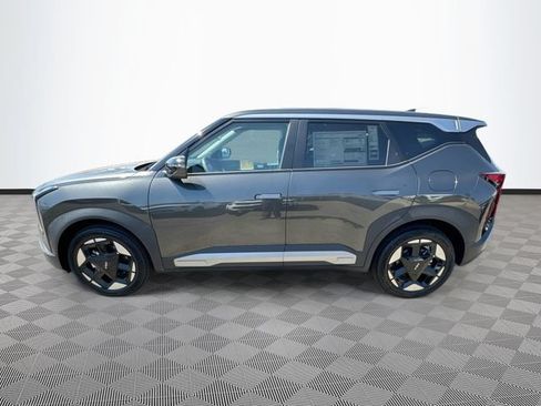 New 2027 Kia Seltos S FWD image 4