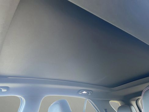 Used 2022 Chevrolet Equinox RS w/ RS Leather Package image 10