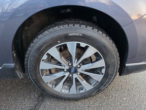 Used 2017 Subaru Outback 2.5i Limited image 13