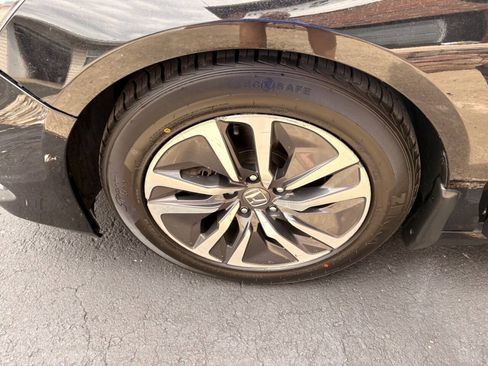 Used 2022 Honda Accord EX-L image 10