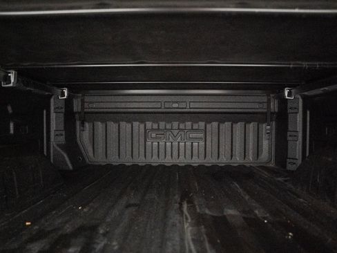 Used 2022 GMC Sierra 1500 Elevation w/ Preferred Package AWD/4WD image 13