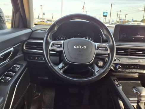 Used 2022 Kia Telluride EX w/ EX Premium Package FWD image 19
