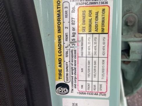 Used 2017 Ford Fiesta Titanium image 12