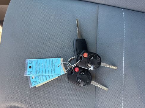 Used 2016 Ford Escape SE image 28