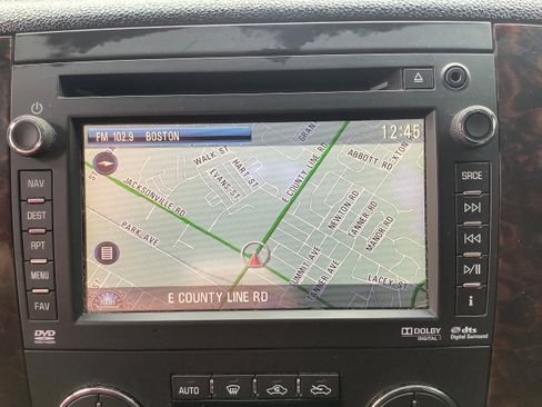 Used 2013 GMC Sierra 2500 Denali w/ Snow Plow Prep Package image 18