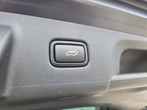 Used 2023 Hyundai Palisade SEL w/ Cargo Package FWD image 12