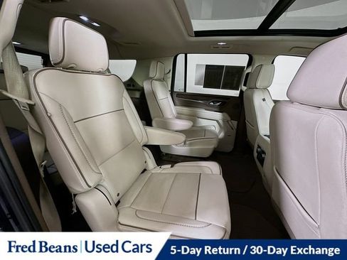 Used 2023 GMC Yukon XL Denali AWD/4WD image 36