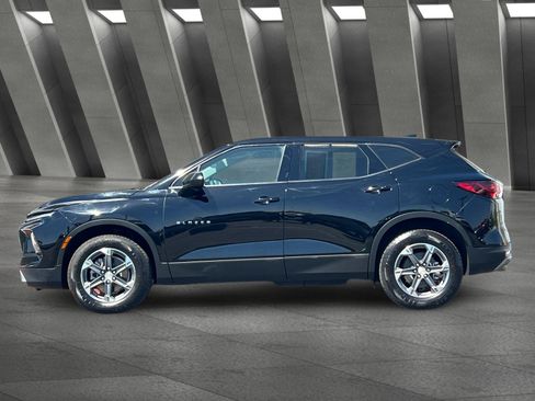 Used 2025 Chevrolet Blazer LT AWD/4WD image 7