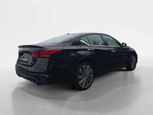 Used 2025 Nissan Altima 2.5 SL image 5