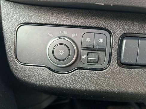 Used 2023 Mercedes-Benz Sprinter 2500 image 26