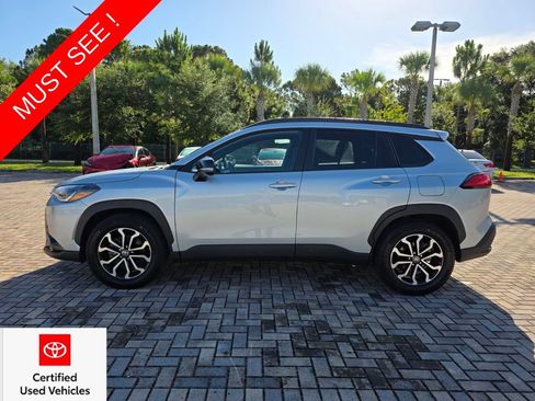 Used 2025 Toyota Corolla Cross AWD Hybrid image 8