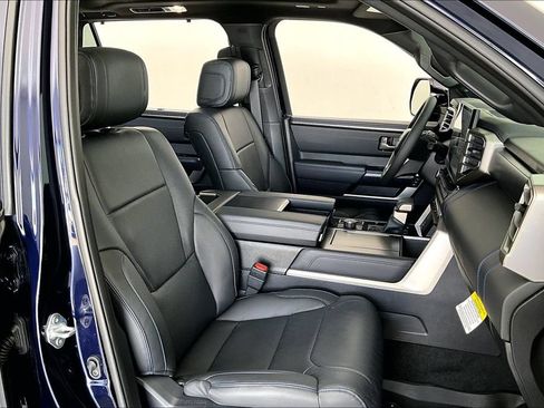 Used 2026 Toyota Sequoia Platinum AWD/4WD image 9