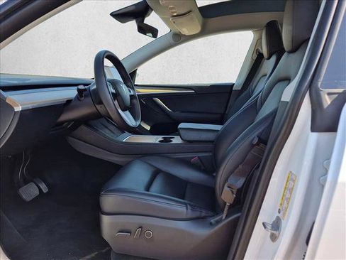 Used 2023 Tesla Model Y Long Range AWD/4WD image 15