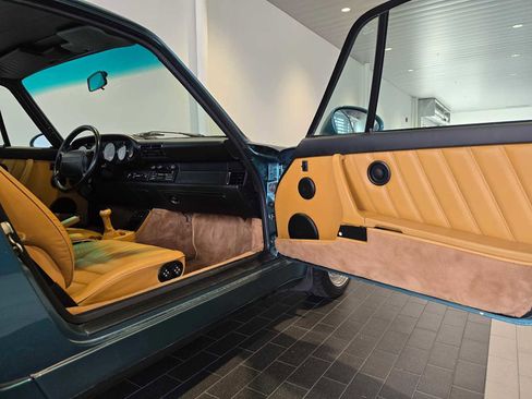 Used 1991 Porsche 911 Turbo image 13